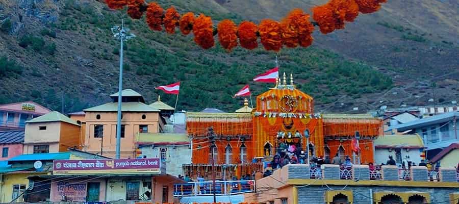 Badrinath Temple – Architecture, Interior, Inside Badrinath Temple